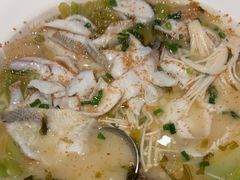-渔语鱼酸菜鱼新川菜(来福士店)