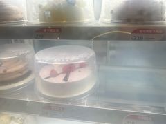 -DQ·蛋糕·冰淇淋(三亚青春颂店)