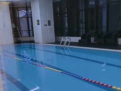 -跃动游泳健身俱乐部(新华传媒店)