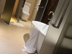 -广州天河希尔顿酒店