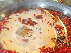 -黄潇洒老火锅(九眼桥宏济巷店)