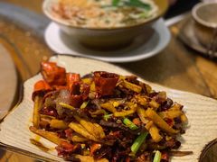 -滇香肴·云南菜蒸汽石锅鱼(云南北路店)