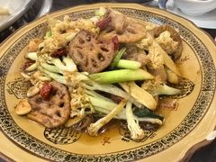 -老来福·非遗酸汤兔(凯旋路店)