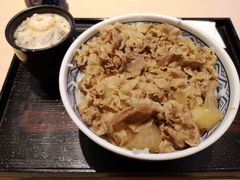 招牌和味牛肉饭-吉野家(上海美罗城店)