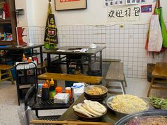-黄潇洒老火锅(九眼桥宏济巷店)