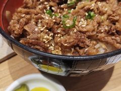 牛肉盖饭-隐泉之语日式料理(王府中环店)