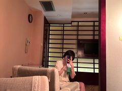 -莲泉水疗会所