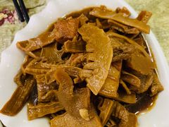 笋干烧肉-品雅轩农家乐