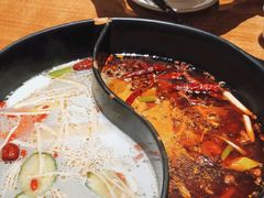 鸳鸯锅-串掌门砂锅串串香(后瑞店)