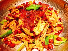 手撕扁担鸡-吃饭皇帝大(长宁龙之梦店)