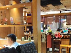 -呷哺呷哺(万达新世界店)
