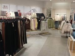 -hotwind热风(民盈山国贸店)