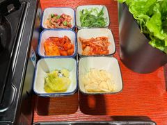 -喜牛烧肉酒场·黑金店(威高广场店)