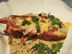 -弦月窗LUNETTE BY AMANDA(复兴路店)