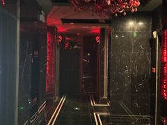 -范特西FANTASY量贩式KTV(民主广场店)