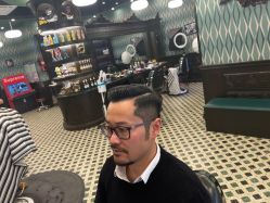 -海文先生国潮烫染男士理发馆