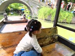 -摇橹船上船码头