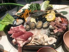 -越弥越南传统美食馆