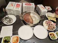 -魁牛·潮汕牛肉自助火锅(沈辽路万达店)