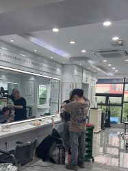 -镁连社·美联社