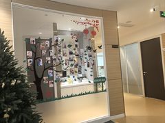 -瑞尔齿科(上海长风大悦城店)