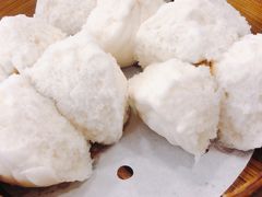蜜汁叉烧包-点都德(北京路贰店)
