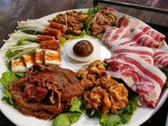-三国惹火烤肉·中日韩烤肉集合店(百草路店)