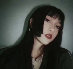-曼都发型