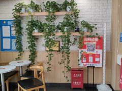 -华莱士·炸鸡汉堡(奥林花园店)