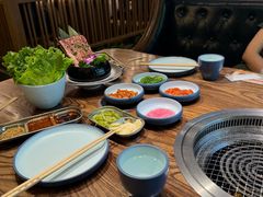 -明洞阿姨·韩式酱蟹烤肉·创意料理(三元桥店)