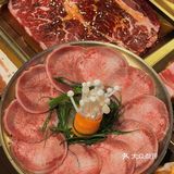 广州！！吃到了好吃的满满烤肉流心蛋炒饭！！🍳 