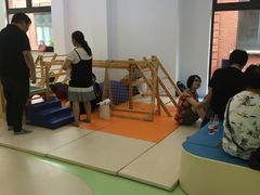 -凡育国际托育早教(大宁校区)
