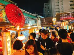 -六合夜市