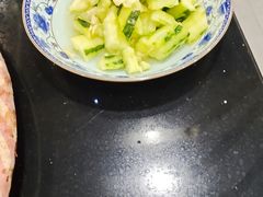 凉拌黄瓜-柴火妞家的灶台·地锅鸡(殷富街殷巷店)