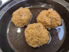 蟹黄狮子头-鸿运酒楼