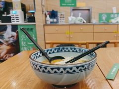 -蒙自源米线大王(信利城市广场店)