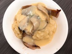 猪颈肉芝士捞公仔面-新记餐厅(香槟大厦店)