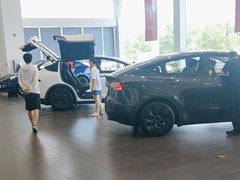 -TESLA 特斯拉(北京南四环中路特斯拉中心)