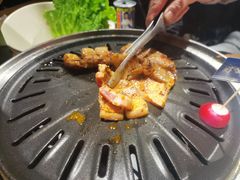 -明洞阿姨·韩式酱蟹烤肉·创意料理(三元桥店)