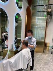 -卡尔诗·科技美肤连锁