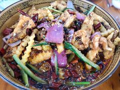 干锅耗儿鱼-一品红烧鸭特色川菜(三岔湖店)