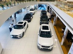 -杭州中沃沃尔沃4S店(滨江区店)