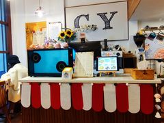 -C.Y Cafe