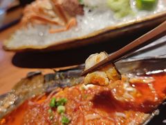 黄油蒜蓉烤鲜活牛角贝-炉胜·炉端烧·居酒屋