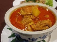 -Neary Khmer Restaurant