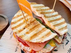 -Catch Bagel(芳草地店)