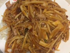 鱼香肉丝盖浇饭-老头盖浇饭(南京新街口明瓦廊宏光酒店店)