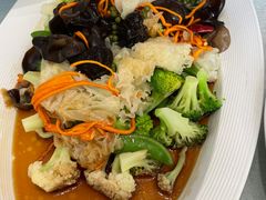 -鲜得莱渔港·小平岛海胆馆(七贤岭店)