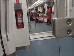 -新百广场(地铁站)