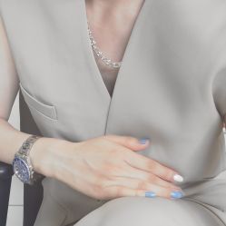 -悦指间美甲美睫